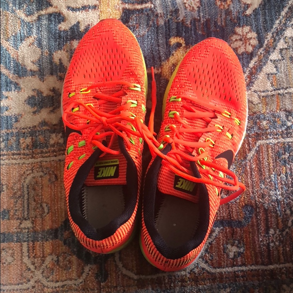 Nike Zoom Structure 19 - US Men’s 9.5 (Women’s 11)